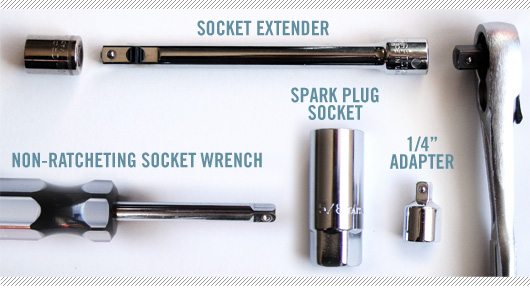 Socket extender, socket wrench, spark plug socket, adapter
