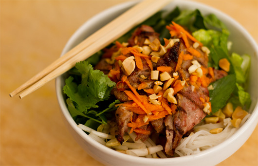 Gamer Kitchen: Vietnamese BBQ Pork with Rice Noodle Salad