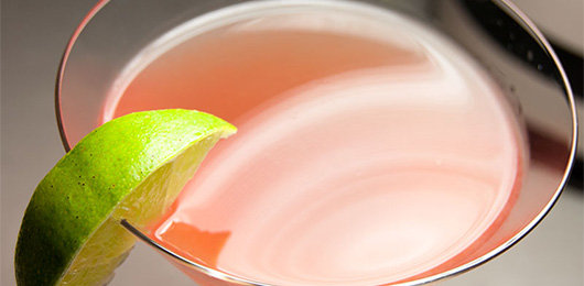The Gin Cosmopolitan Cocktail Recipe: A Sweet Tart Gin Cocktail
