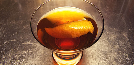 The Oslo Cocktail Recipe: A Deep Flavorful Manhattan Variant Cocktail