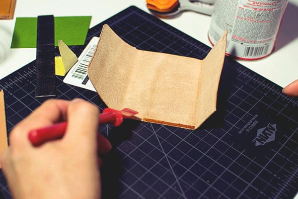 Make a leather wallet   24