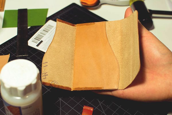 Make a leather wallet   28
