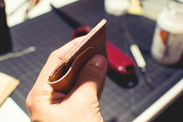 Make a leather wallet   38