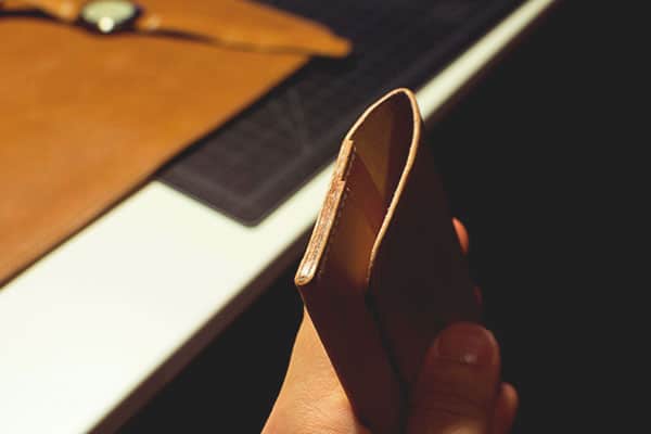 Make a leather wallet   39