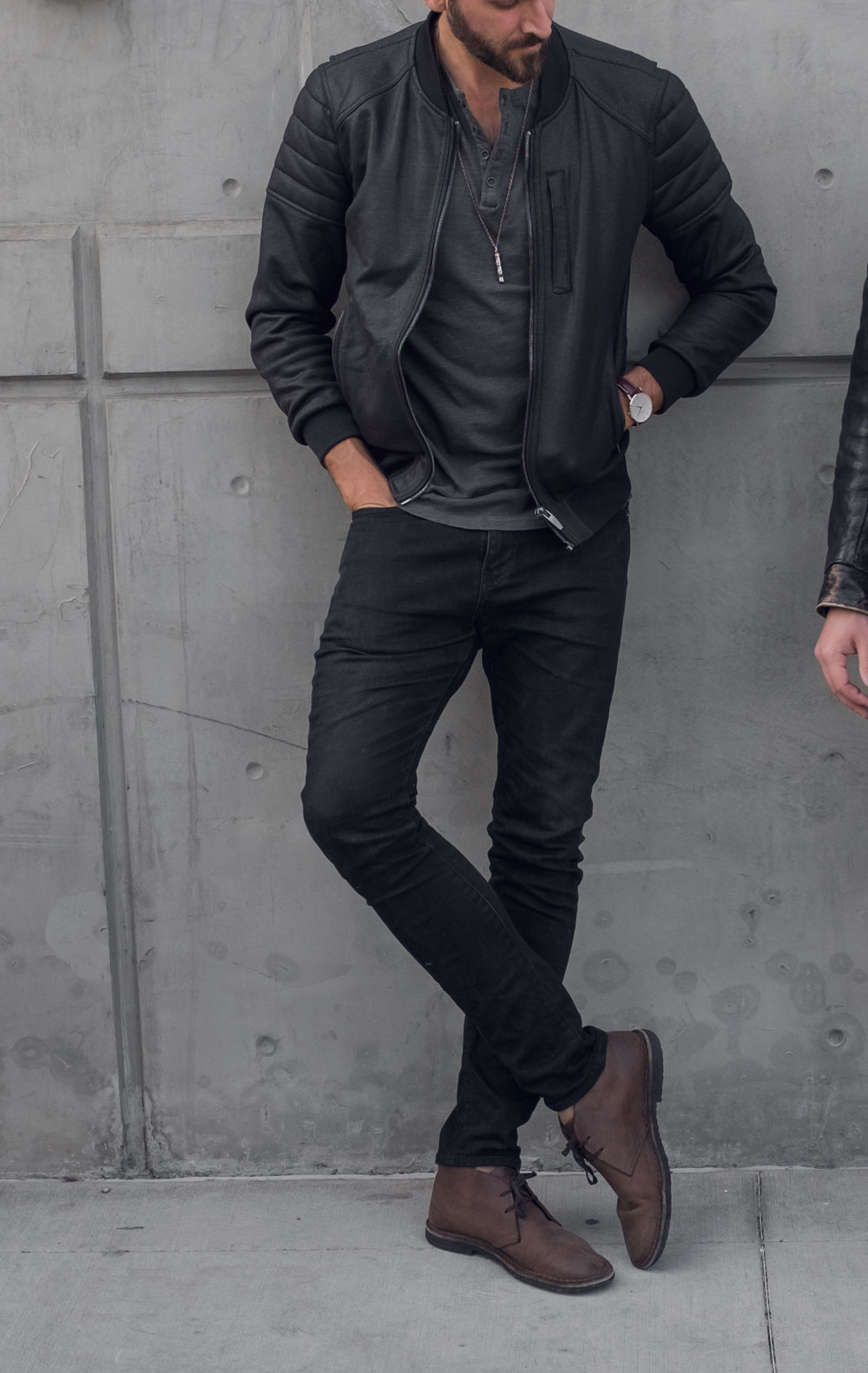 What to wear to a show and drinks   men's casual outfit ideas   black jeans brown boots   leather bomber jacket