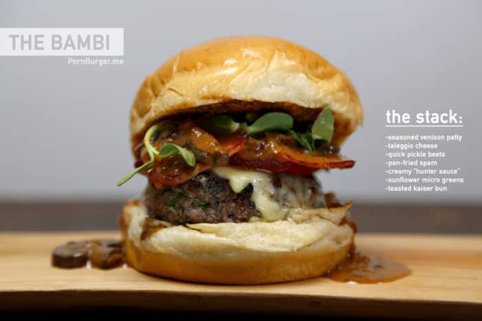 Delicious, pornographic image of a venison hamburger
