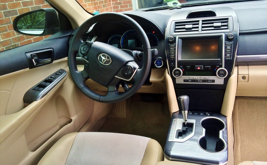 steering wheel details from camry vehicle