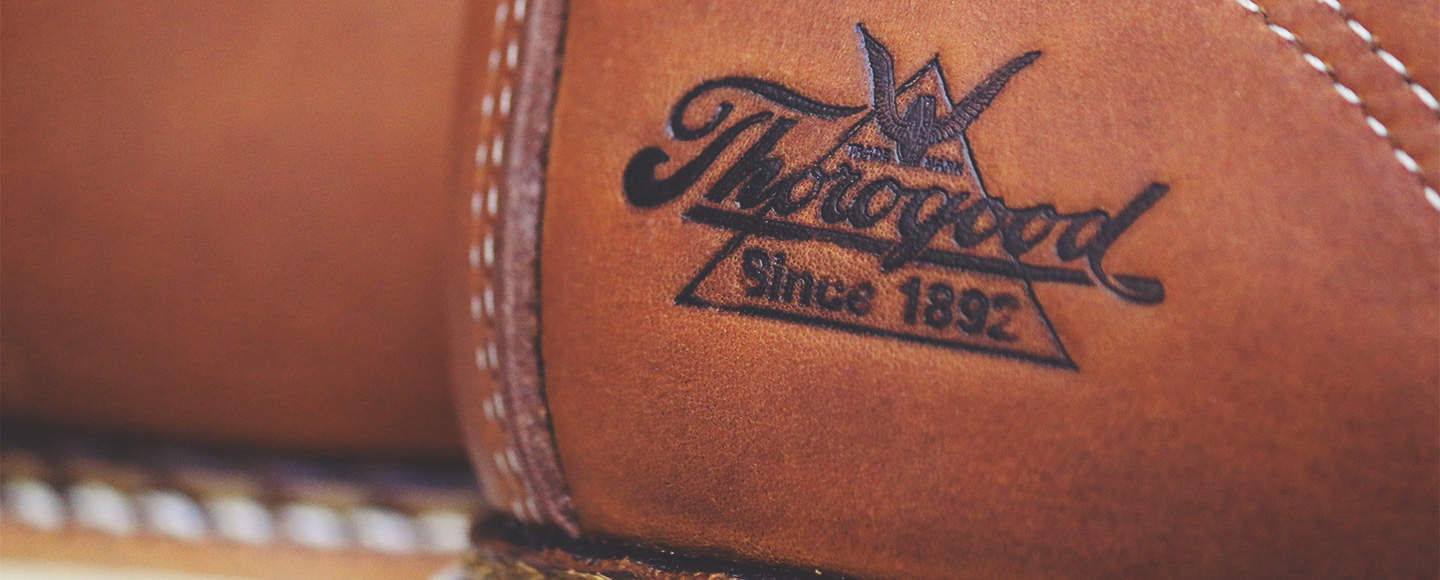 logo details of thorogood moc toe boots