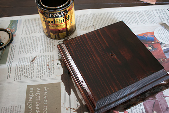How to stain wood