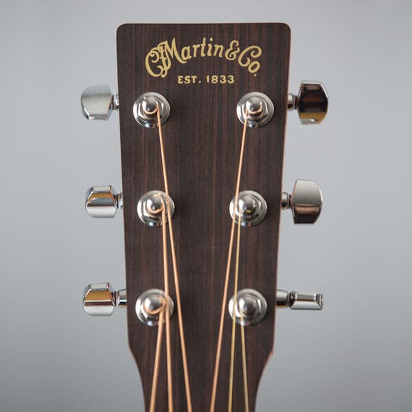 head and turning keys of martin guitar