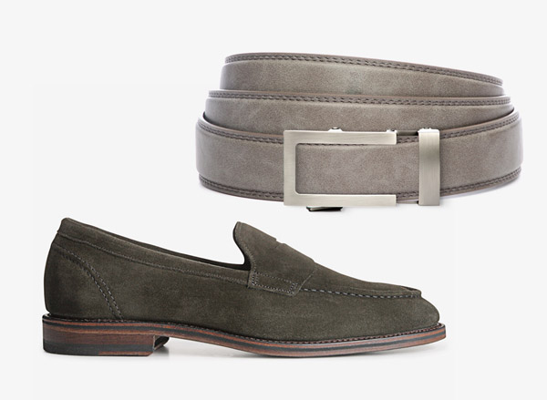 belt and shoes different color