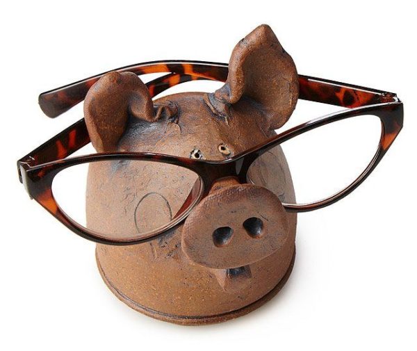 pig eyeglass holder