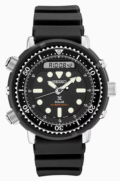 image of a black hybrid divers watch