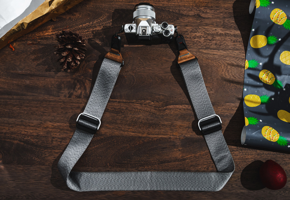 peak design camera strap