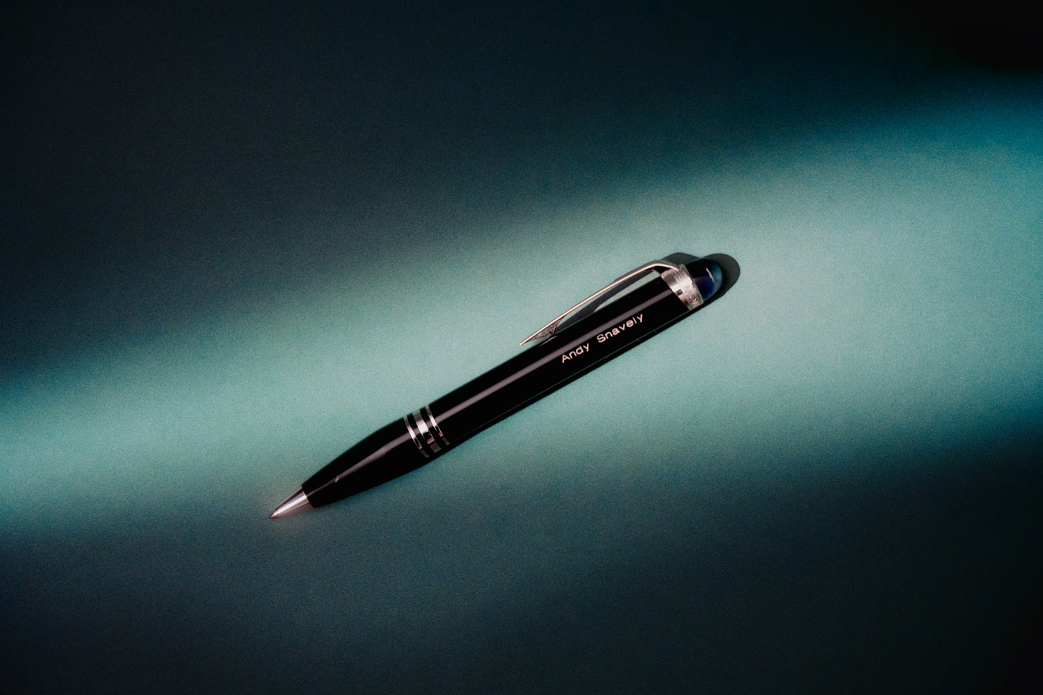 mont blanc personalized pen gift idea for men